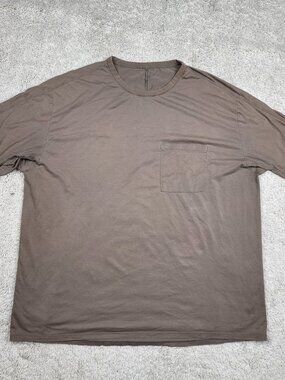 Lululemon Men’s Size XL Measured Brown workout Pocket T Shirt USA Casual Fit